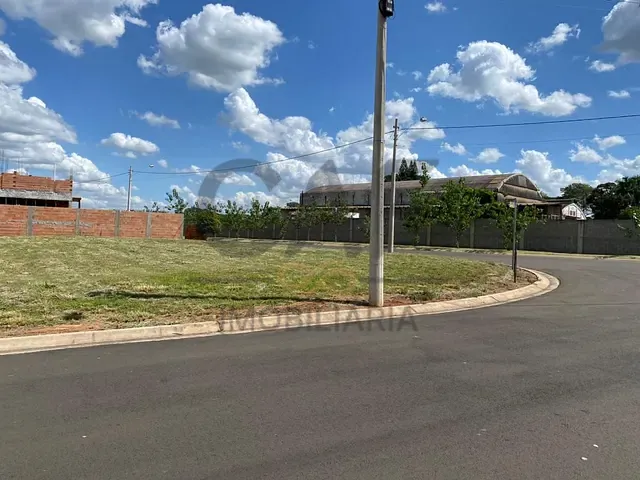 Terreno com 693m², à venda, no bairro Portal do Sol em Holambra