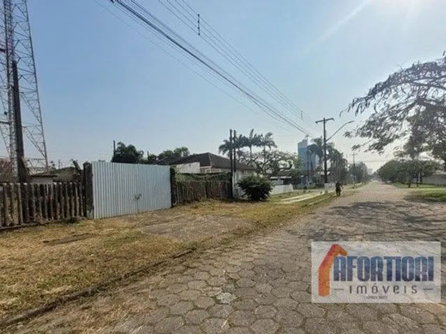 Terreno à venda, no bairro Centro em Guaratuba