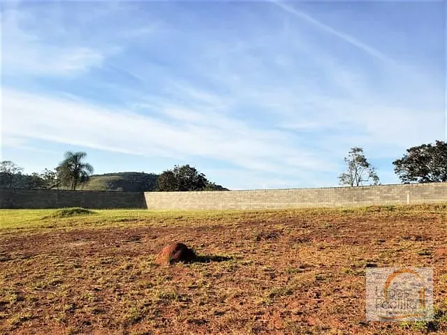 Terreno com 682m², à venda, no bairro Condominio Quintas da Boa Vista em Atibaia