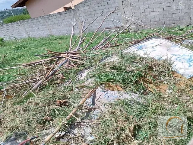 Terreno com 300m², à venda, no bairro Jardim Imperial em Atibaia