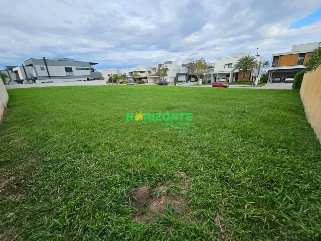 Terreno com 477m², à venda, no bairro Condomínio Residencial Alphaville em São José dos Campos