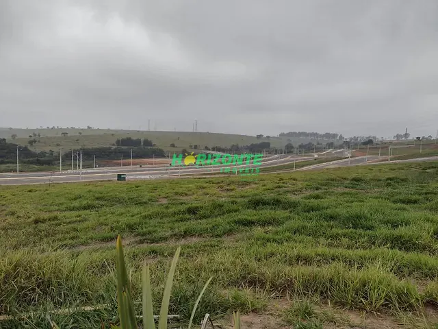 Terreno com 1000m², à venda, no bairro Eugênio de Melo em São José dos Campos