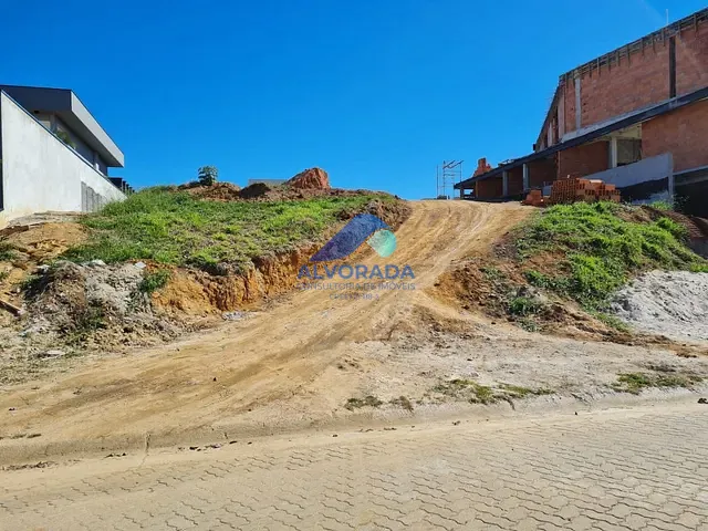Terreno com 877m², à venda, no bairro Condomínio Reserva do Paratehy em São José dos Campos