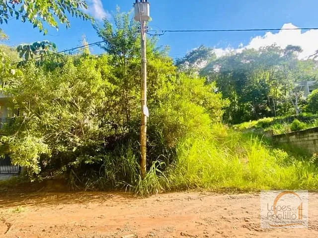 Terreno com 512m², à venda, no bairro Parque Residencial Itaguaçu em Atibaia