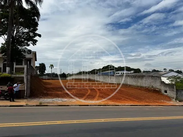 Terreno com 2250m², à venda ou para alugar, no bairro Centro em Embu-Guaçu