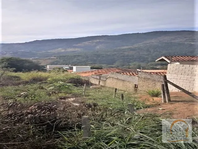 Terreno com 258m², à venda, no bairro Jardim Maristela em Atibaia