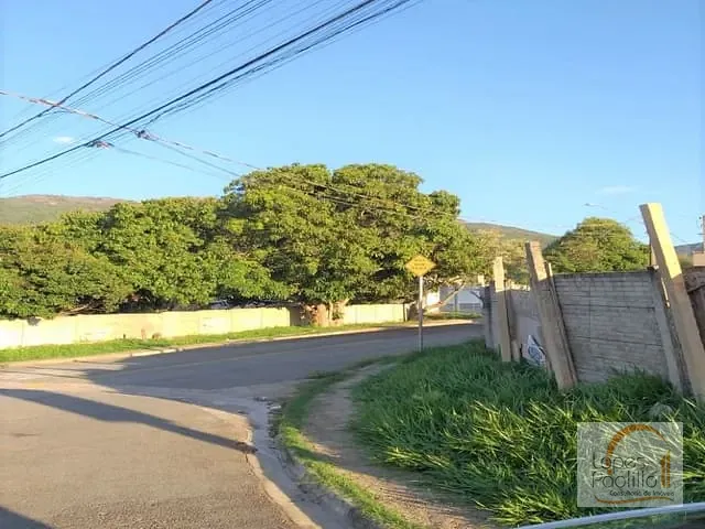 Terreno com 550m², à venda, no bairro Jardim Maristela em Atibaia