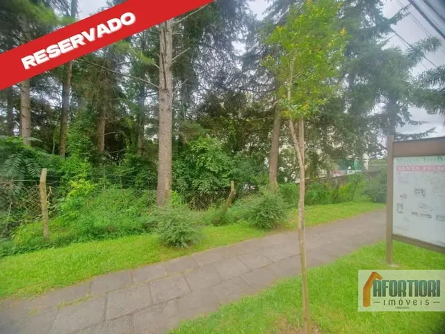 Terreno à venda, no bairro Mercês em Curitiba