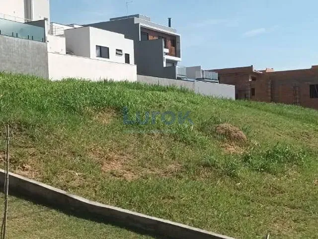 Terreno com 300m², à venda, no bairro Vila Pagano em Valinhos