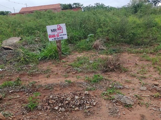 Terreno com 600m², à venda, no bairro Centro em Porto Rico