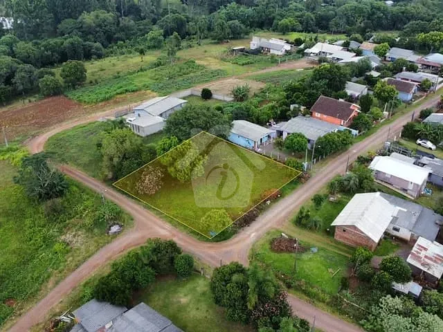 Terreno com 641m², à venda, no bairro Fazenda São José em Paverama
