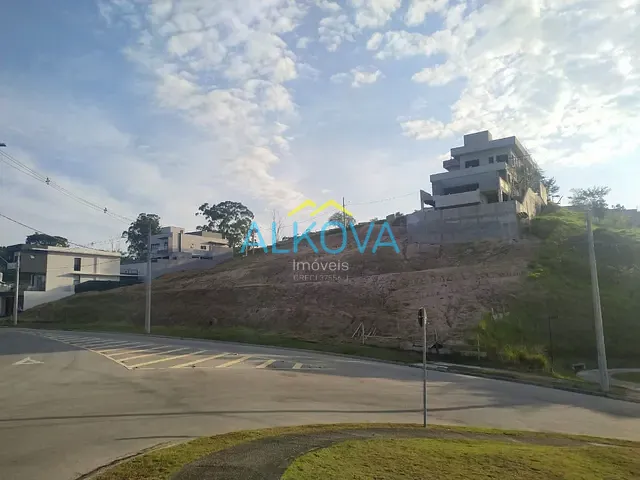 Terreno com 361m², à venda, no bairro Recanto dos Eucaliptos em São José dos Campos