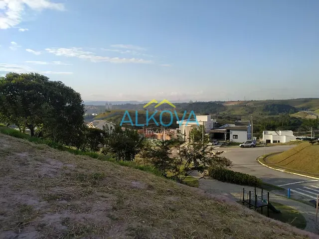 Terreno com 361m², à venda, no bairro Recanto dos Eucaliptos em São José dos Campos