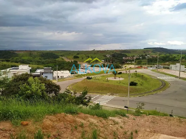 Terreno com 361m², à venda, no bairro Recanto dos Eucaliptos em São José dos Campos