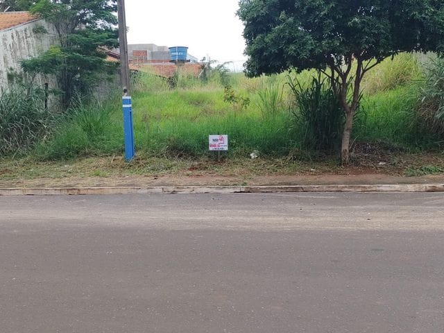 Terreno com 600m², à venda, no bairro Centro em Porto Rico