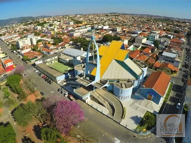 Terreno com 295m², à venda, no bairro Jardim Maristela em Atibaia