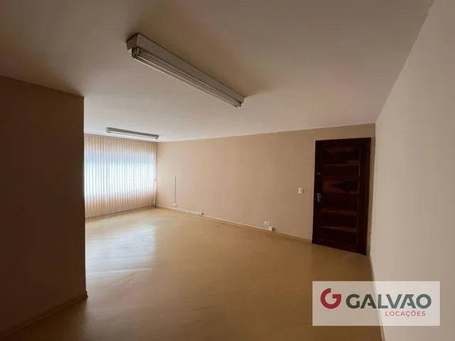 Terreno para alugar, no bairro Alto da Rua XV em Curitiba