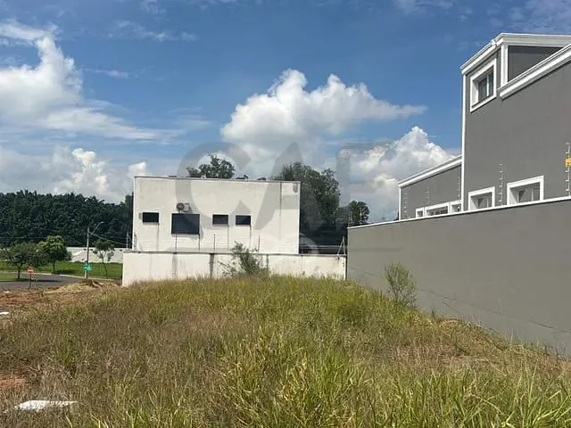 Terreno com 360m², à venda, no bairro Van Gogh em Holambra