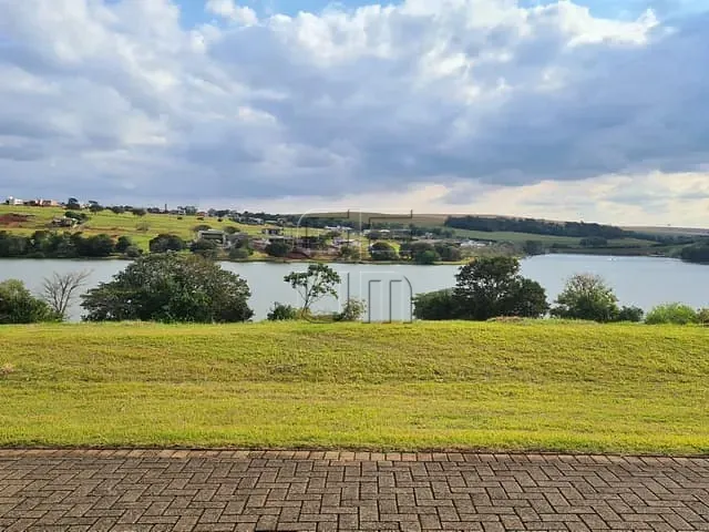 Terreno com 2430m², à venda, no bairro Rodovia em Sertanópolis