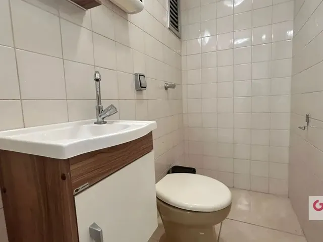 Sala para alugar, no bairro Centro Cívico em Curitiba