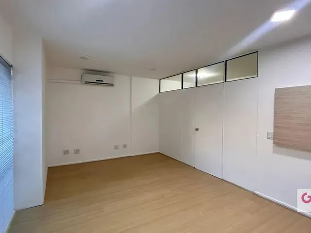 Sala para alugar, no bairro Centro Cívico em Curitiba