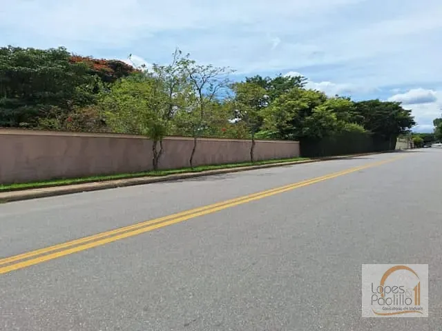 Terreno com 2000m², à venda, no bairro Loteamento Loanda em Atibaia
