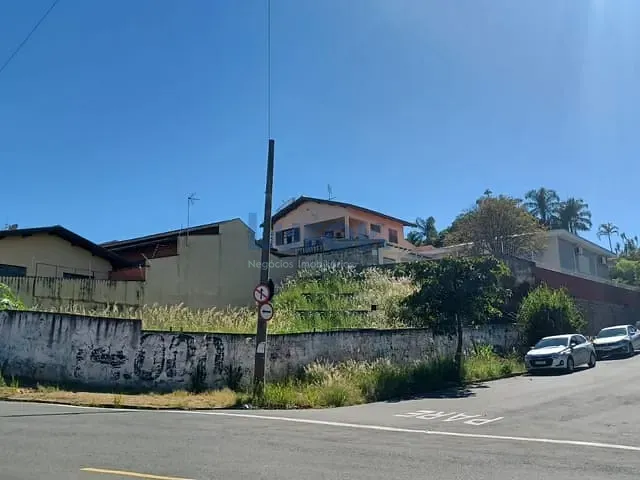Terreno com 362m², à venda, no bairro Jardim Vila Rosa em Valinhos
