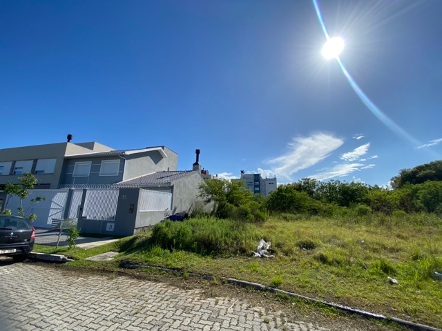Terreno com 730m², à venda, no bairro Três Vendas em Pelotas