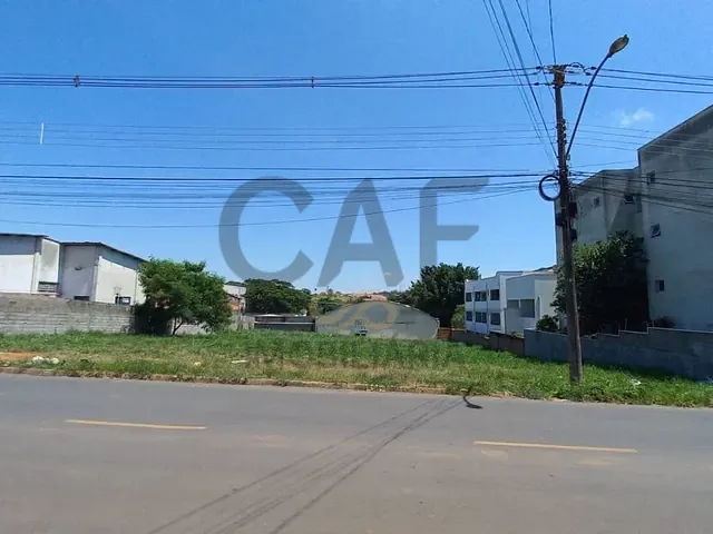 Terreno com 1600m², à venda, no bairro Dom Bosco em Jaguariúna