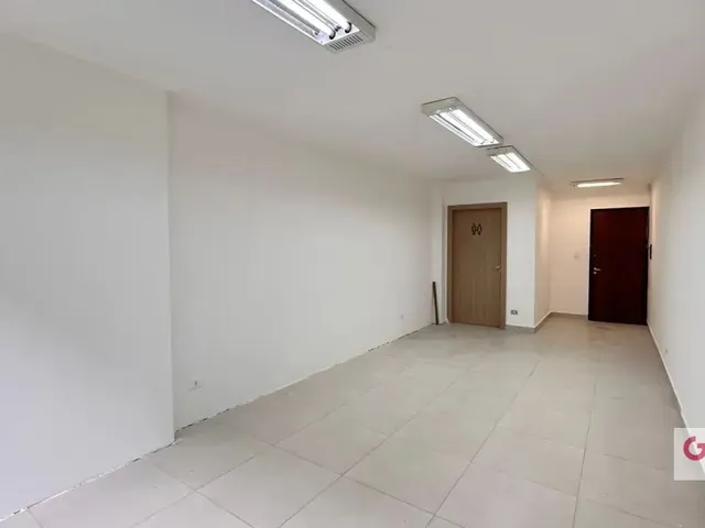 Sala para alugar, no bairro Centro em Curitiba