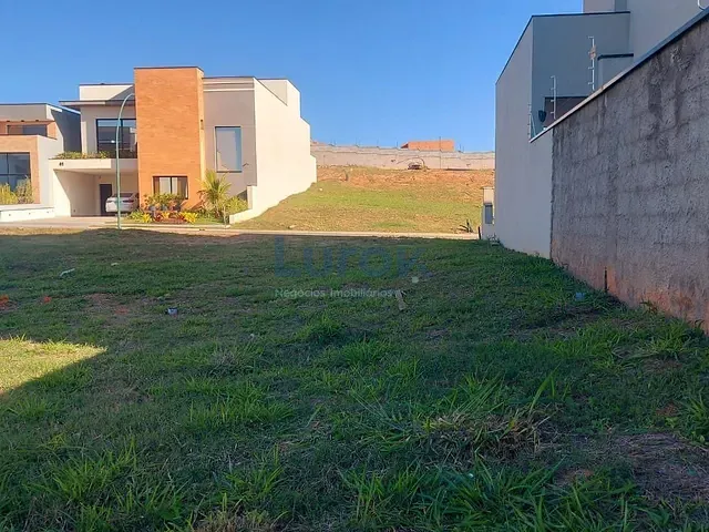 Terreno com 330m², à venda, no bairro Vila Capuava em Valinhos