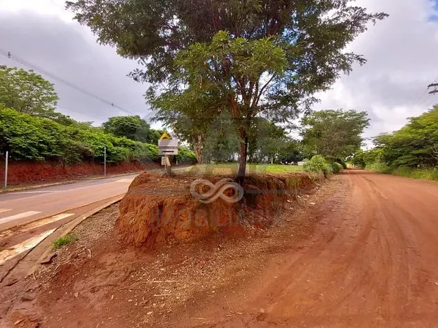 Terreno com 2317m², à venda, no bairro Centro em Holambra