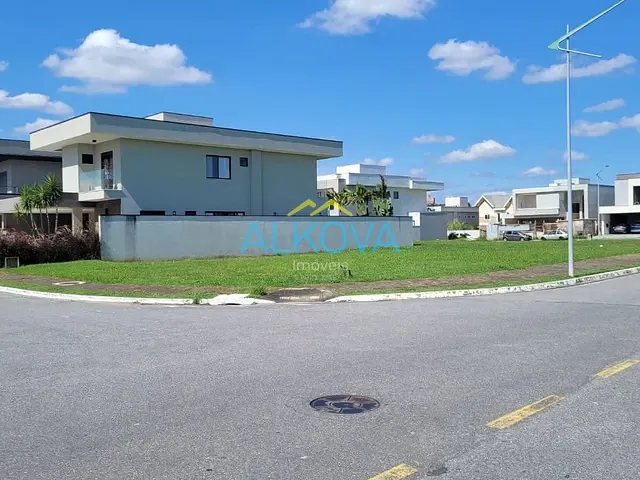 Terreno com 552m², à venda, no bairro Jardim do Golfe em São José dos Campos