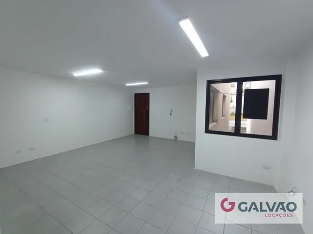 Terreno para alugar, no bairro Bom Retiro em Curitiba