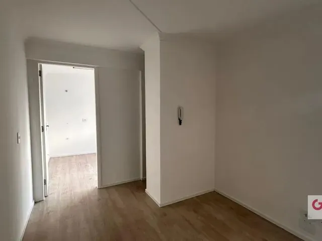 Sala para alugar, no bairro Bom Retiro em Curitiba