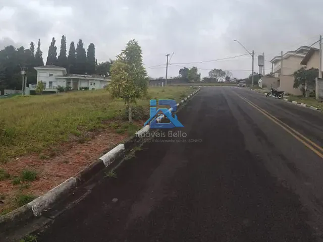 Terreno com 300m², à venda, no bairro Residencial Jardim Botânico em Itatiba