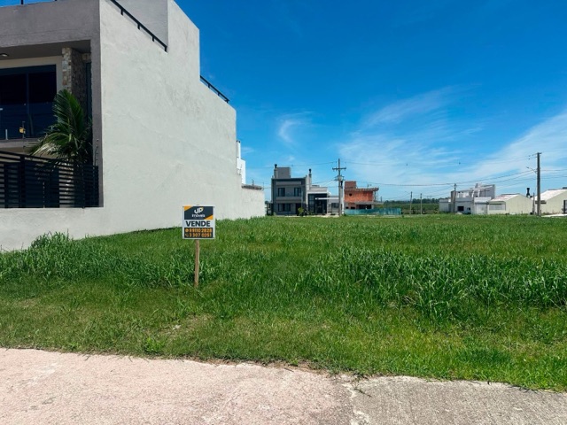 Terreno com 189m², à venda, no bairro Três Vendas em Pelotas