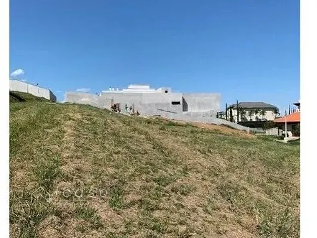 Terreno com 900m², à venda, no bairro Condomínio Reserva do Paratehy em São José dos Campos