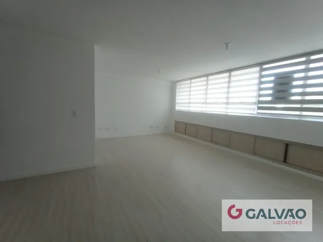 Sala para alugar, no bairro Centro Cívico em Curitiba
