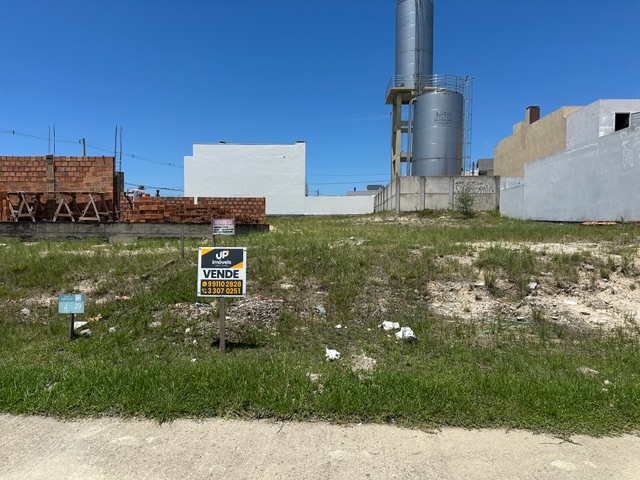 Terreno com 189m², à venda, no bairro Três Vendas em Pelotas