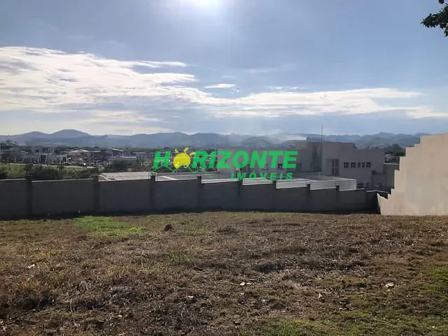 Terreno com 895m², à venda, no bairro Urbanova em São José dos Campos
