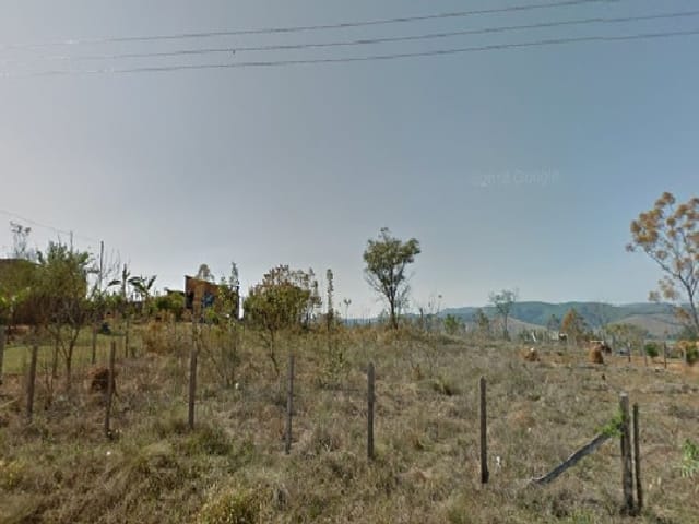 Terreno com 500m², à venda, no bairro Parque Shangrilá em Pindamonhangaba
