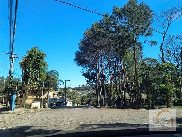 Terreno com 770m², à venda, no bairro Vale das Flores em Atibaia
