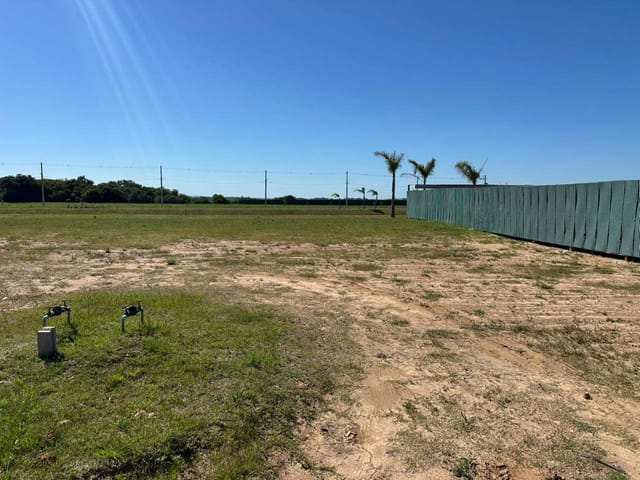 Terreno com 360m², à venda, no bairro Laranjal em Pelotas