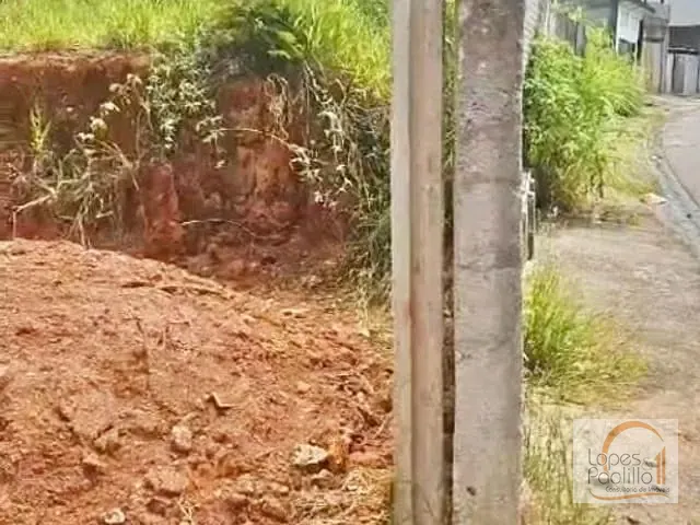 Terreno com 170m², à venda, no bairro Jardim Imperial em Atibaia