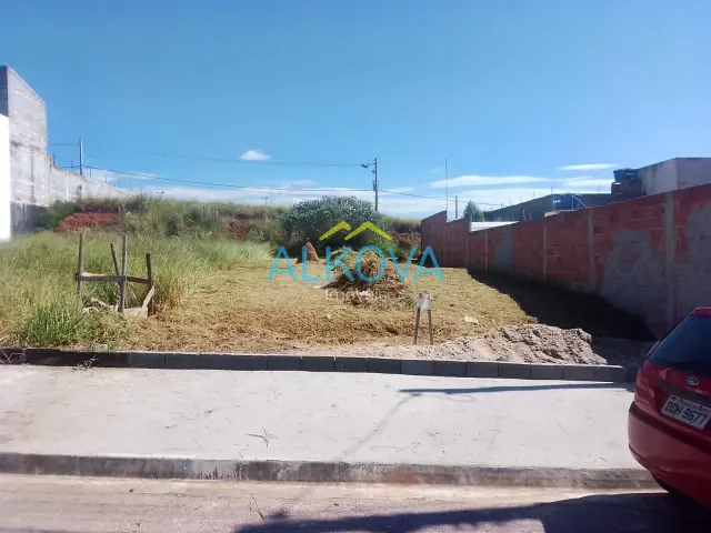 Terreno com 250m², à venda, no bairro Jardim Santa Júlia em São José dos Campos