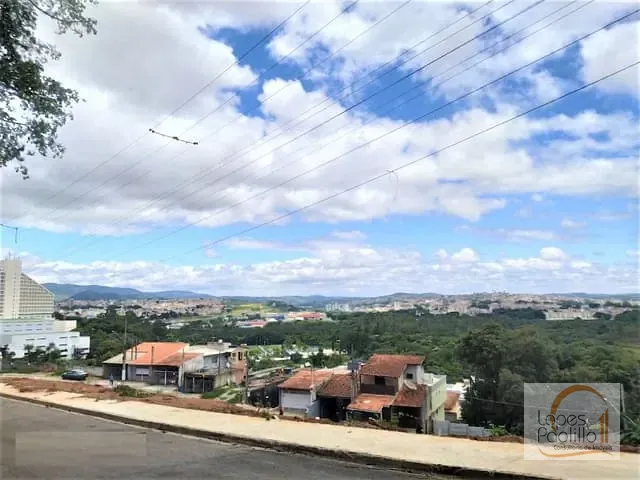 Terreno com 230m², à venda, no bairro Jardim Santo Antônio em Atibaia