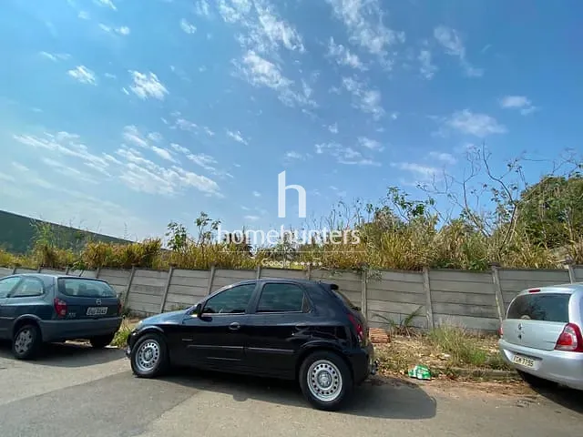 Terreno com 2000m², à venda, no bairro Parque Rural Fazenda Santa Cândida em Campinas