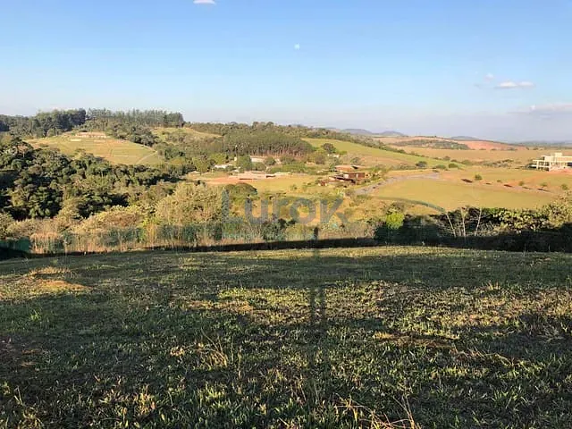 Terreno com 1742m², à venda, no bairro Capela do Barreiro em Itatiba