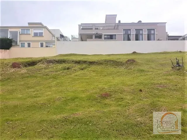 Terreno com 487m², à venda, no bairro Jardim Maristela em Atibaia